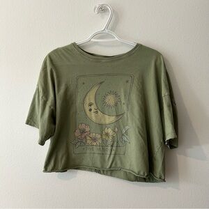 American Eagle AEO floral moon crop tee